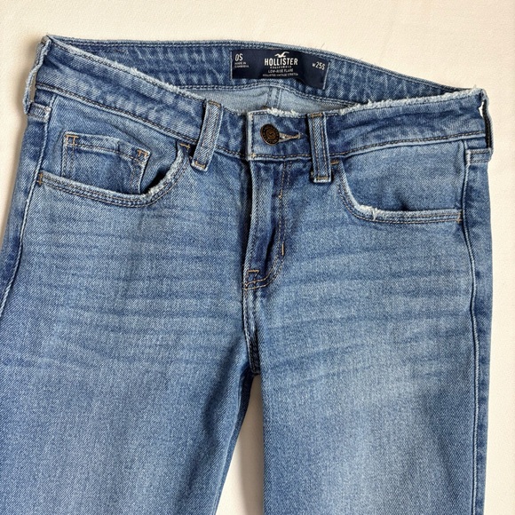 Vintage Hollister Low Rise, Wide Flare Jeans- 0/25 - Picture 4 of 8